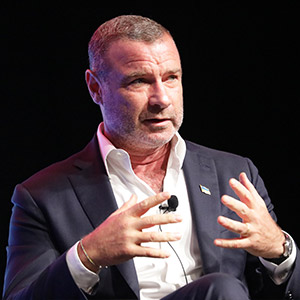 Liev Schreiber